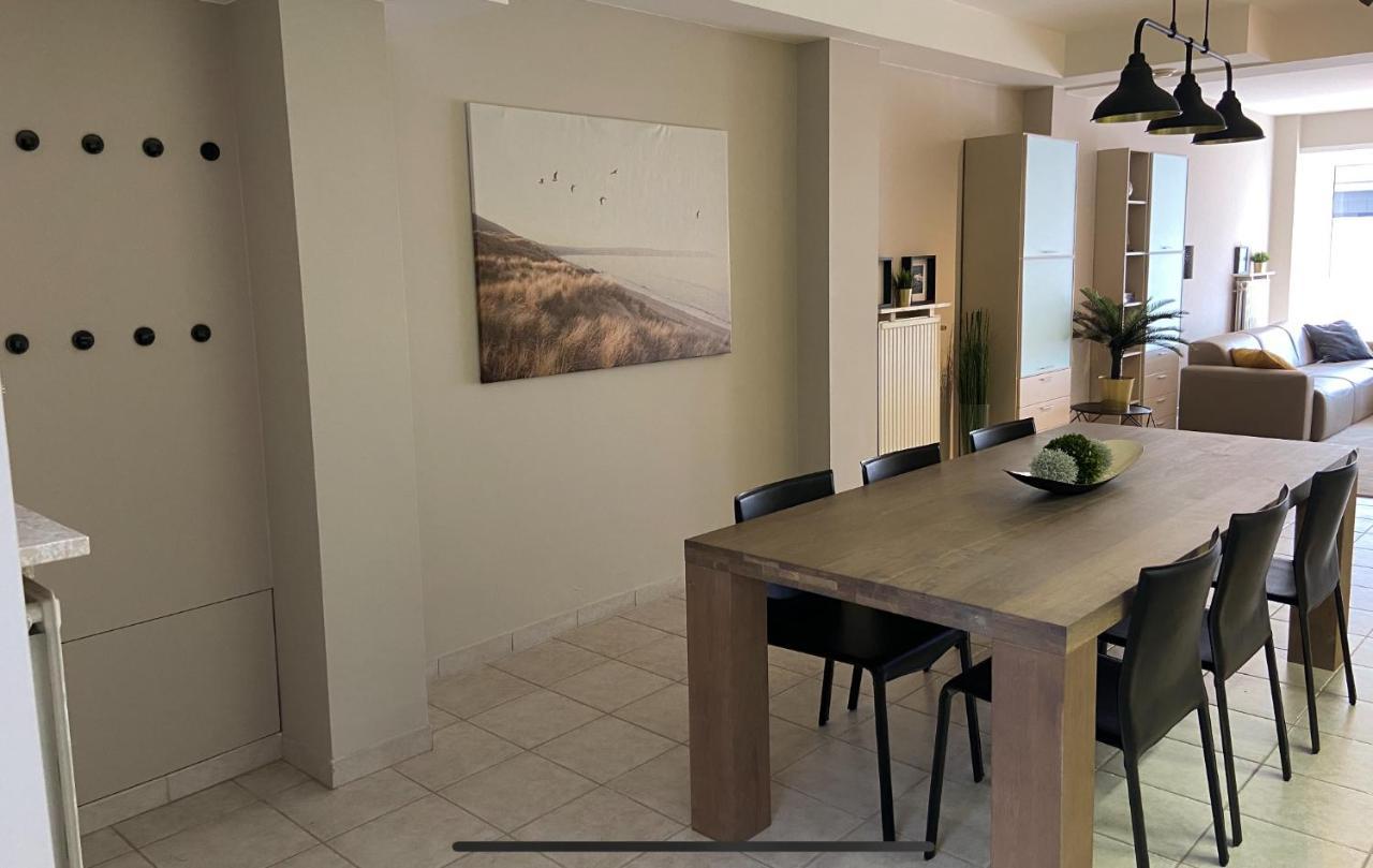 Familie Appartement Hartje Knokke Met Optie Parking Kültér fotó